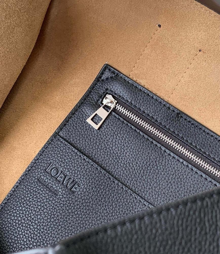 Stylish Leather Bag – Special Edition