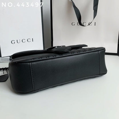 Elegant Shoulder Bag – Limited Edition