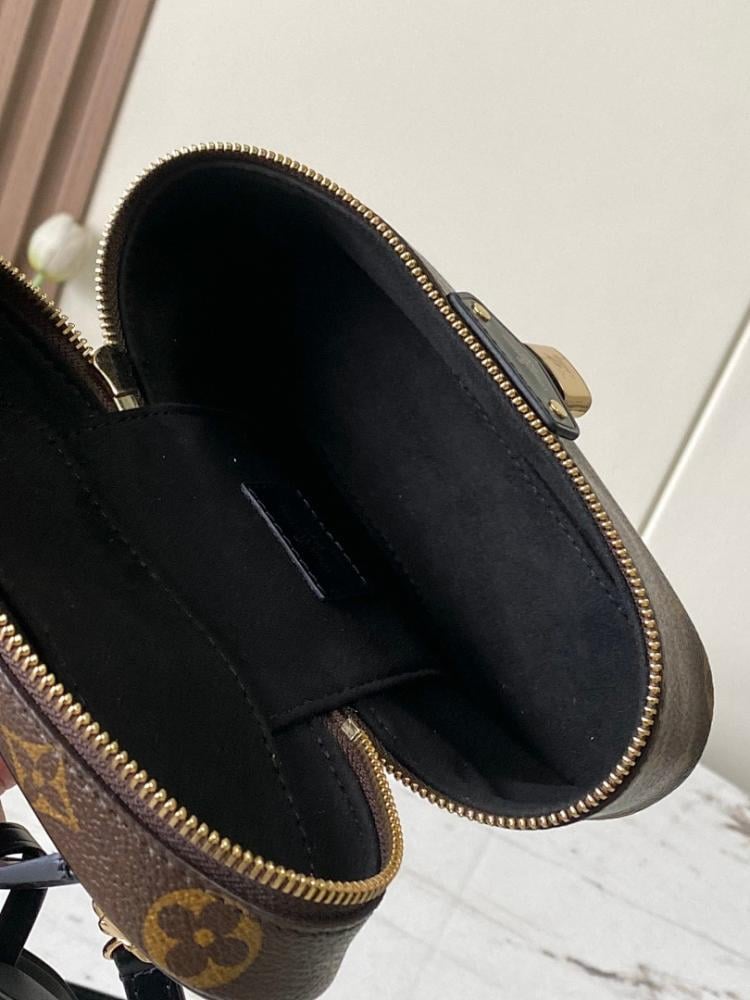Modern Luxury Woven Leather Bag – Special Edition