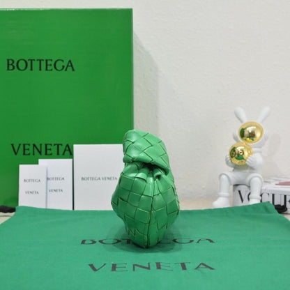 Luxury Woven Bag – Limited Edition