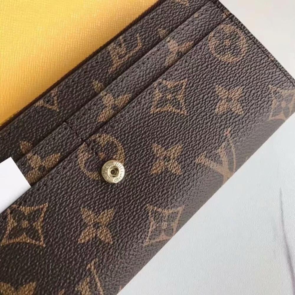Stylish Monogram Wallet – Limited Edition