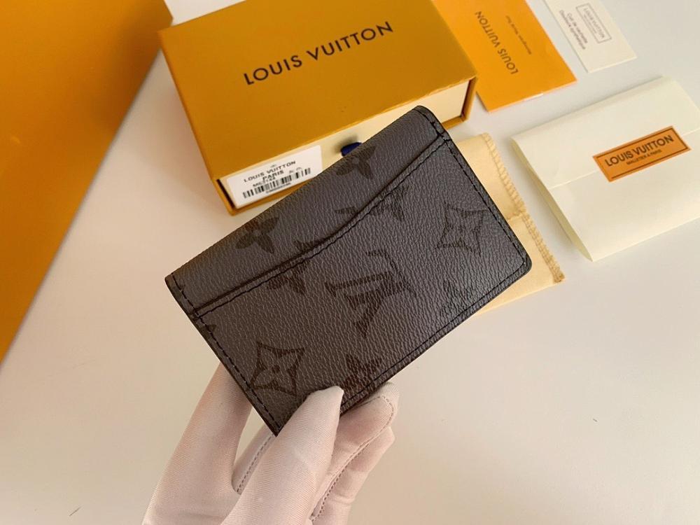 Modern Elegant Leather Wallet – Limited Edition
