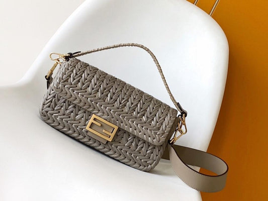 Classic Shoulder Bag