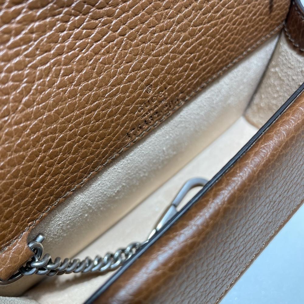 Classic Shoulder Bag