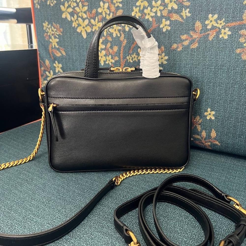 VLogo Signature Leather Shoulder Bag