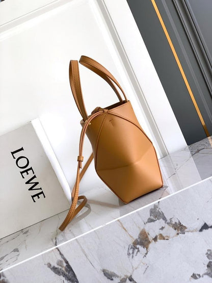 Modern Leather Crossbody Bag – Special Edition