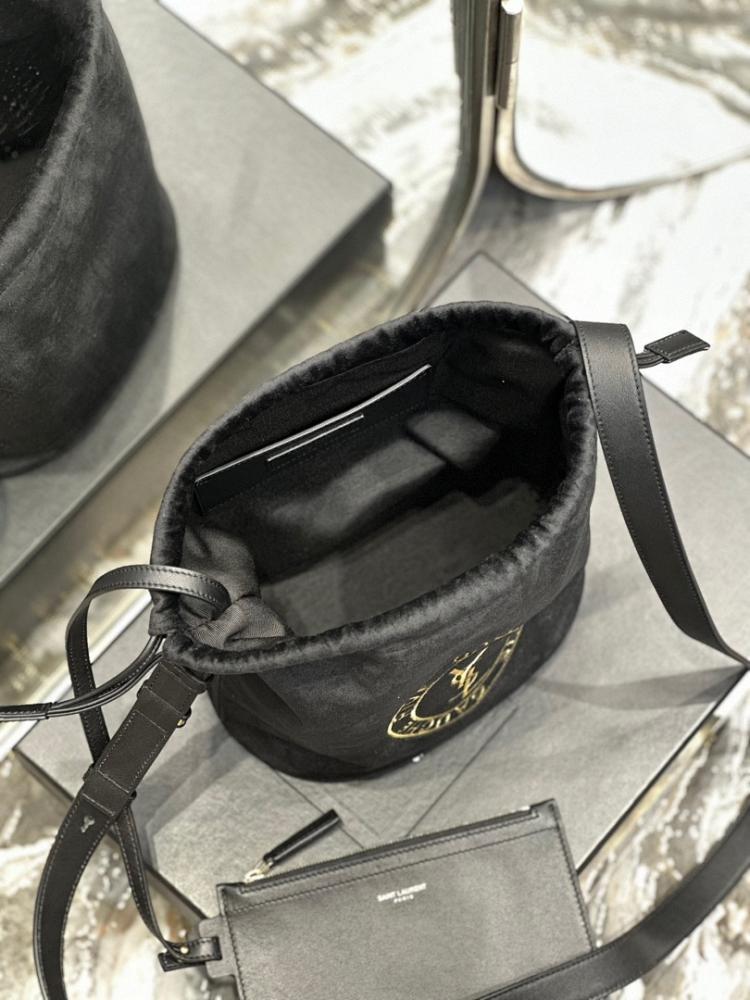 Modern Elegant Embroidered Leather Bucket Bag