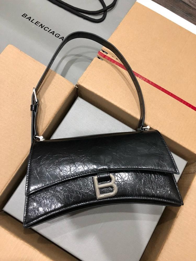 Luxury Calfskin Shoulder Bag – Limited Edition