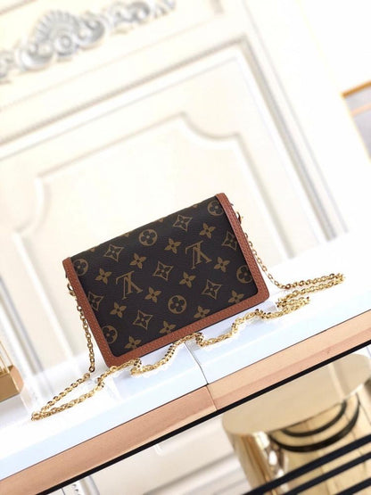 Luxury Elegant Calfskin Top Handle Bag