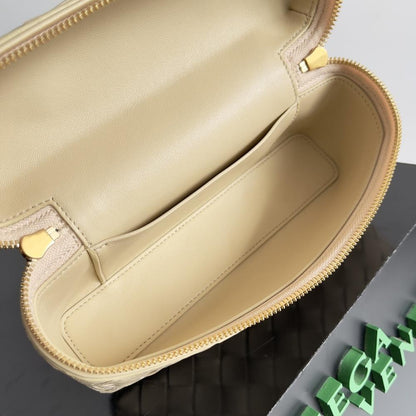 Elegant Shoulder Bag