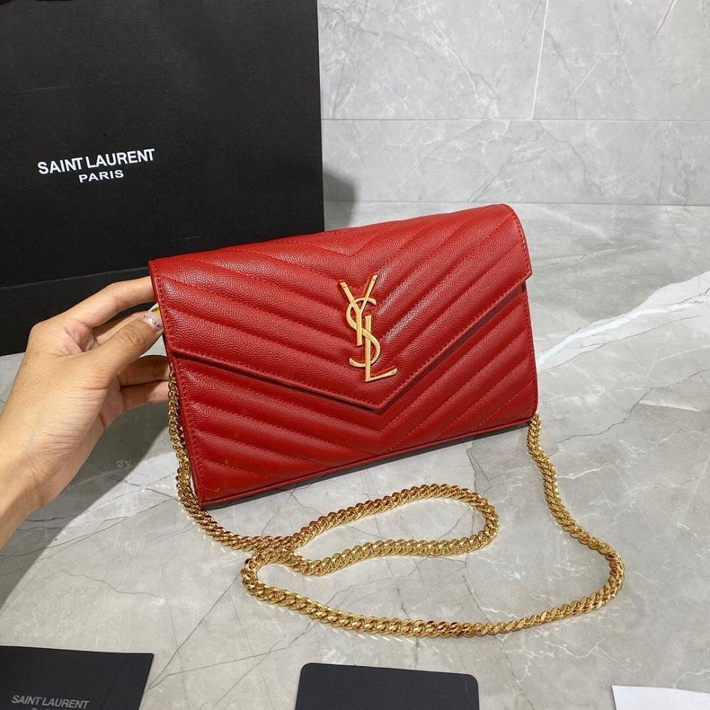 Classic Refined Leather Shoulder Bag