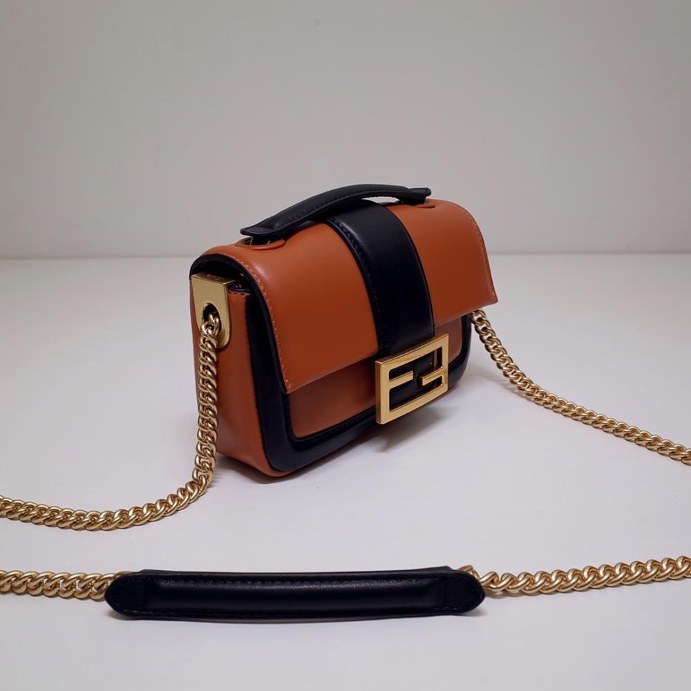 Classic Shoulder Bag