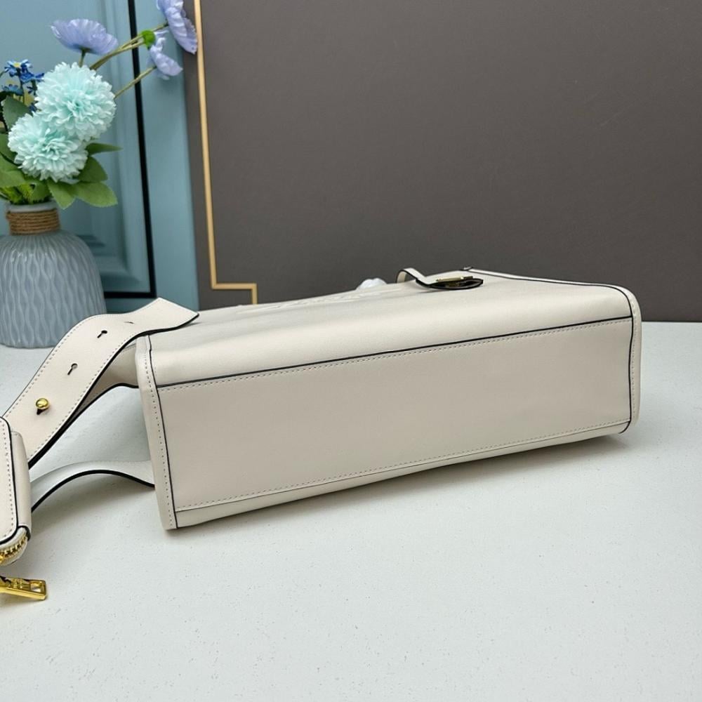 Italian-Inspired Stylish Leather Shoulder Bag