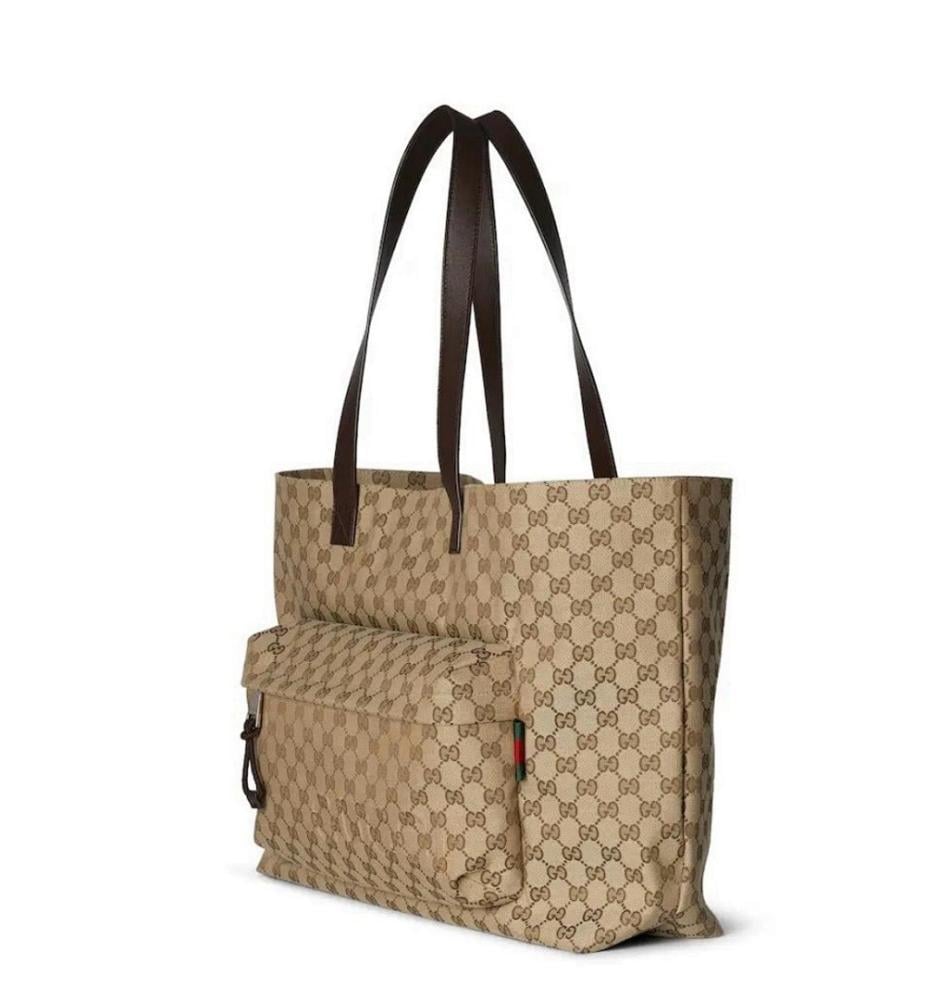 Elegant Refined Crossbody Bag