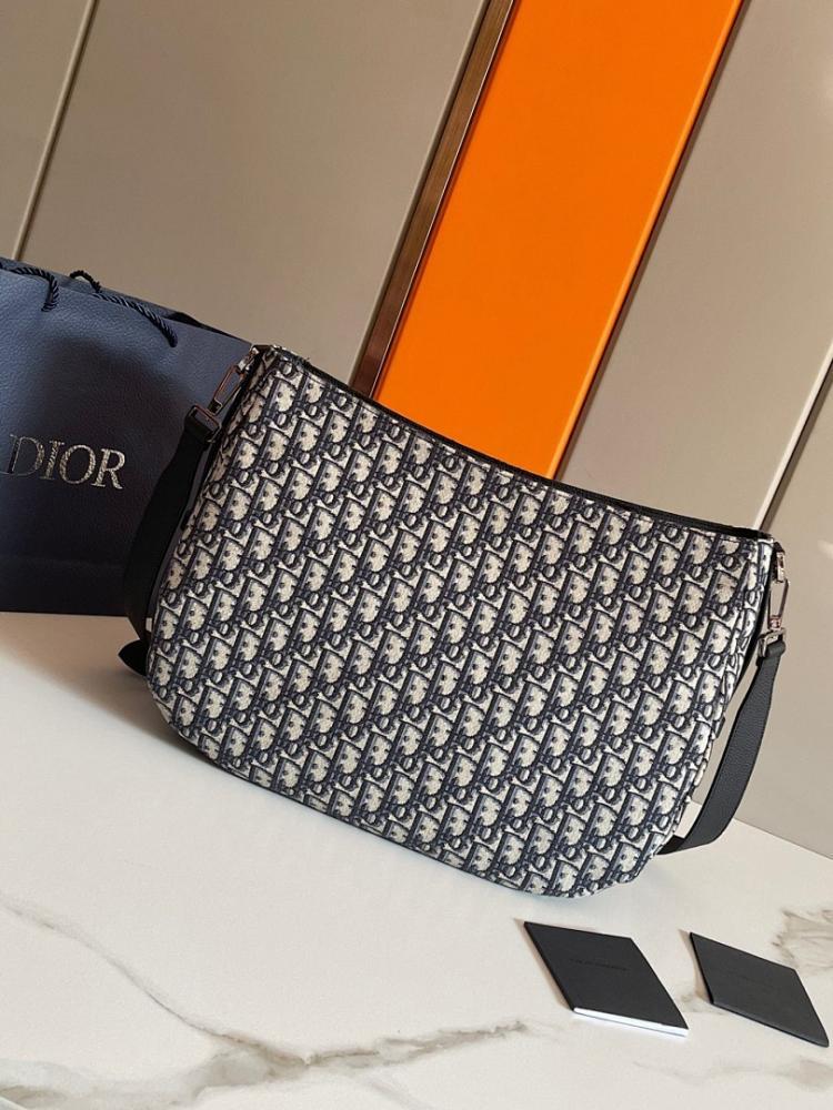 Stylish Refined Grey Calfskin Shoulder Bag
