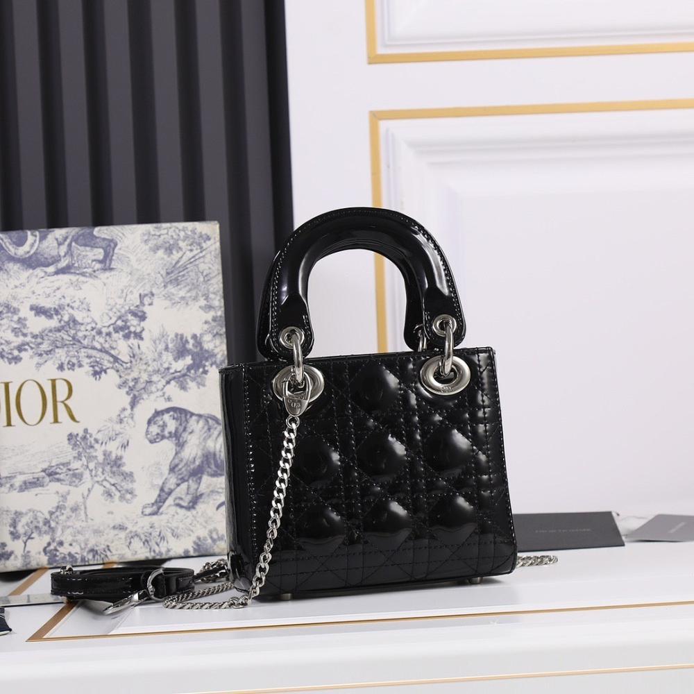 Diane Leather Shoulder Bag