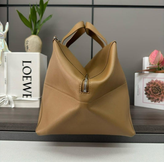 Italian-Inspired Elegant Leather Shoulder Bag