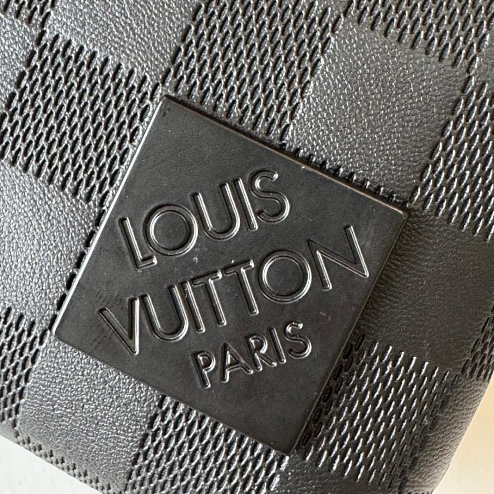 Modern Italian-Inspired Leather Shoulder Bag
