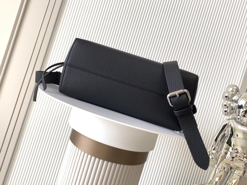 Gold Leather Shoulder Bag