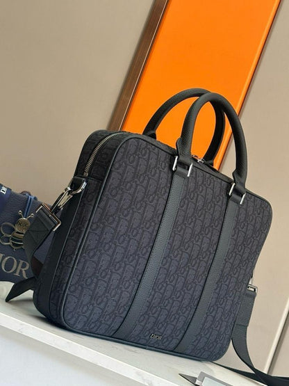 Modern Stylish Leather Shoulder Bag