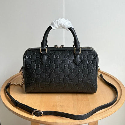 Classic Italian-Inspired Leather Shoulder Bag