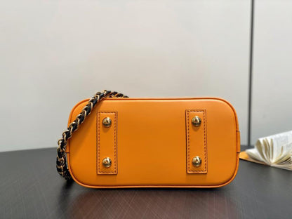 Woven Shoulder Bag
