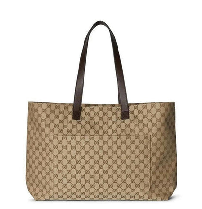 Elegant Refined Crossbody Bag