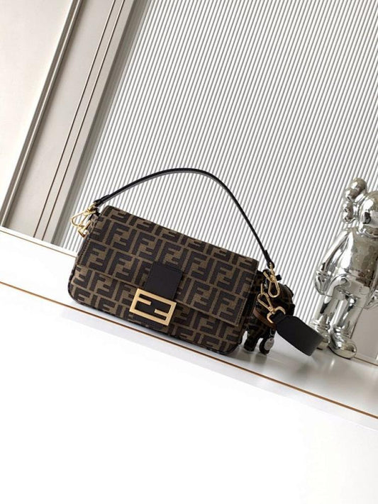 Classic Shoulder Bag