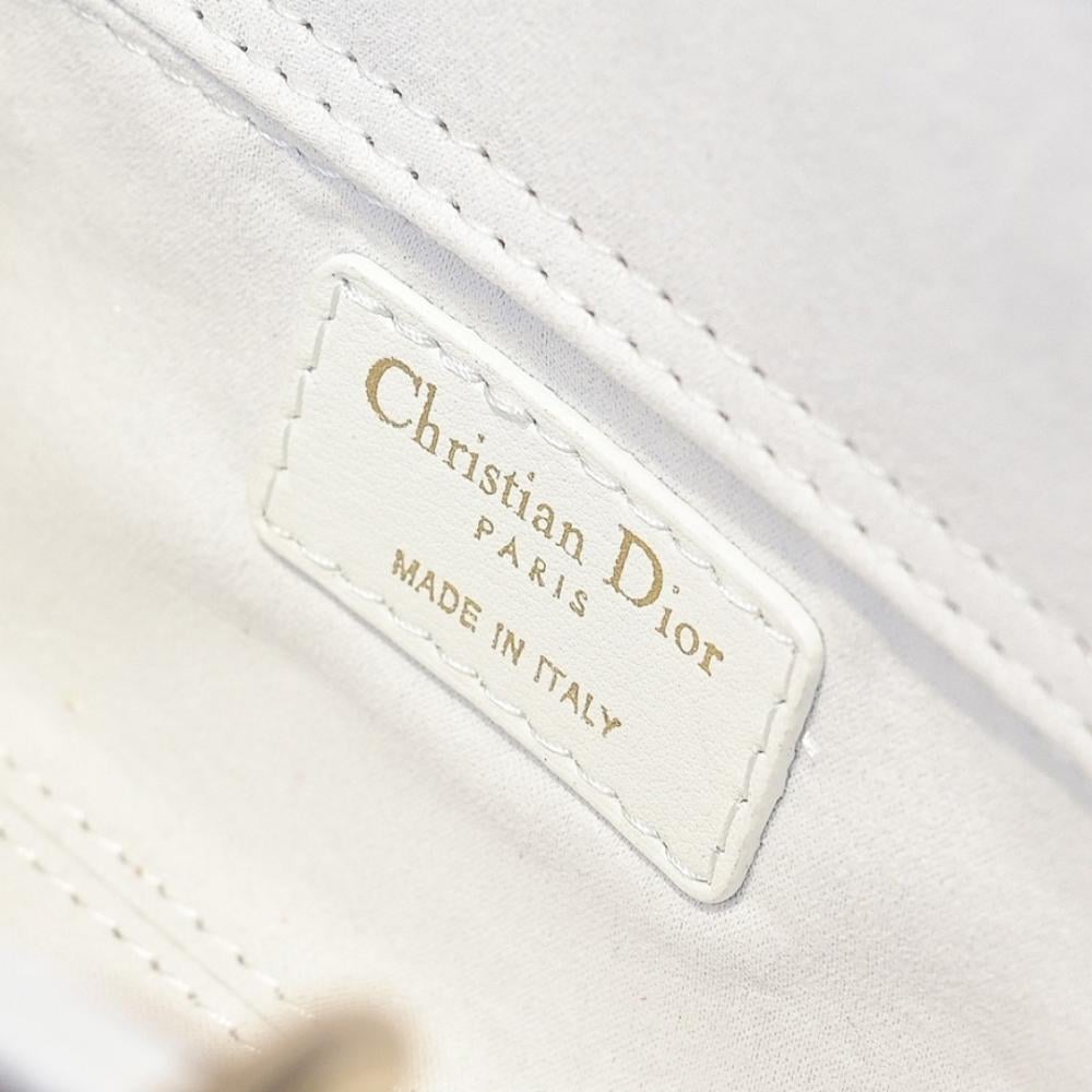 Italian-Inspired Elegant White Leather Shoulder Bag