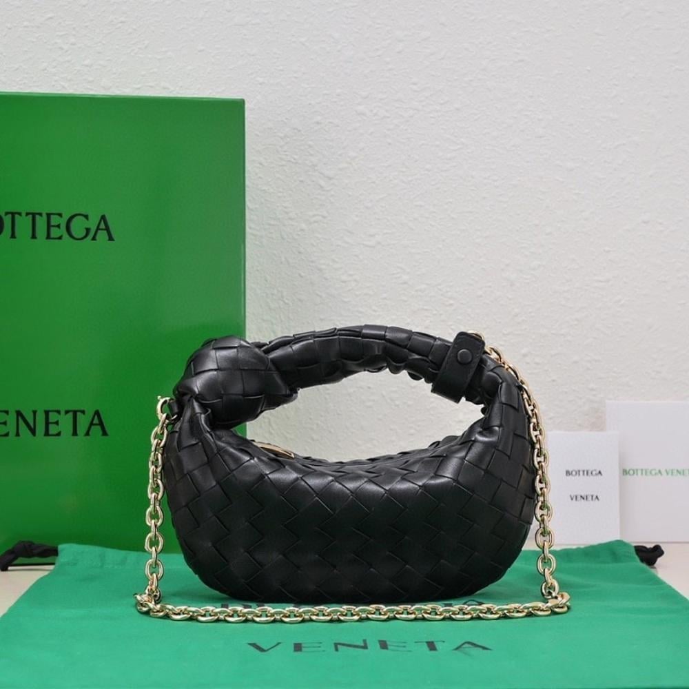 Stylish Premium Lambskin Crossbody Bag