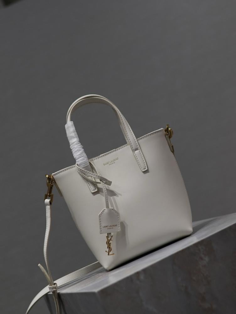 Luxury Stylish Woven Leather Top Handle Bag