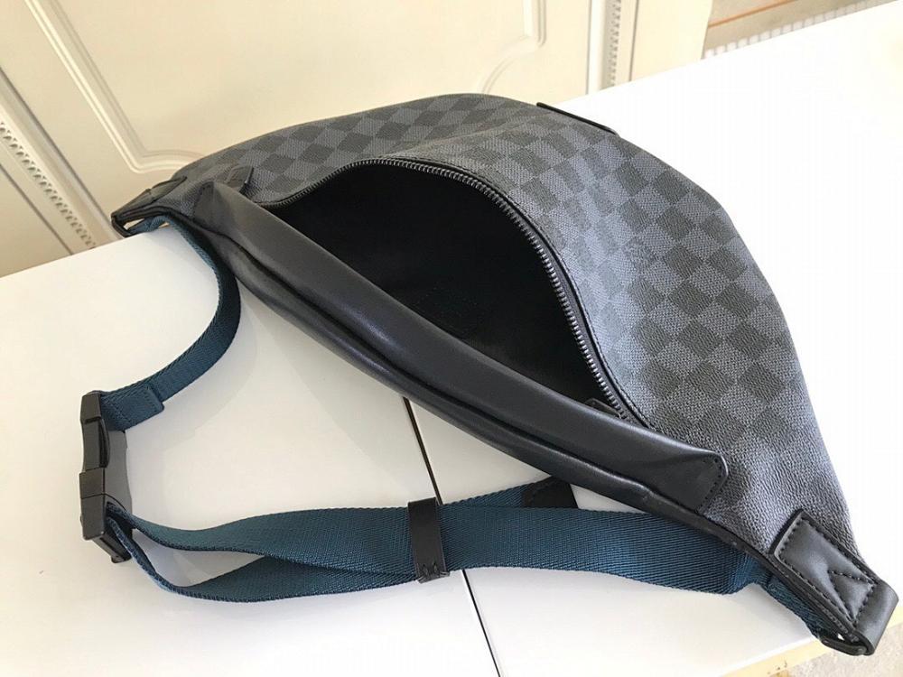 Modern Italian-Inspired Calfskin Crossbody Bag