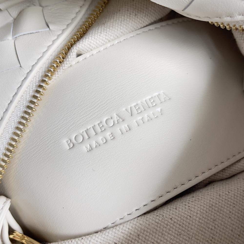 Classic Leather Top Handle Bag