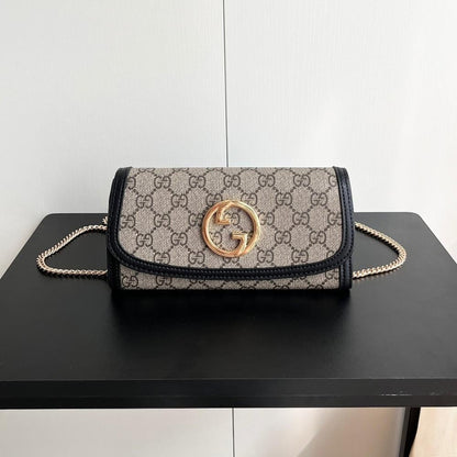 Alma Crossbody Bag
