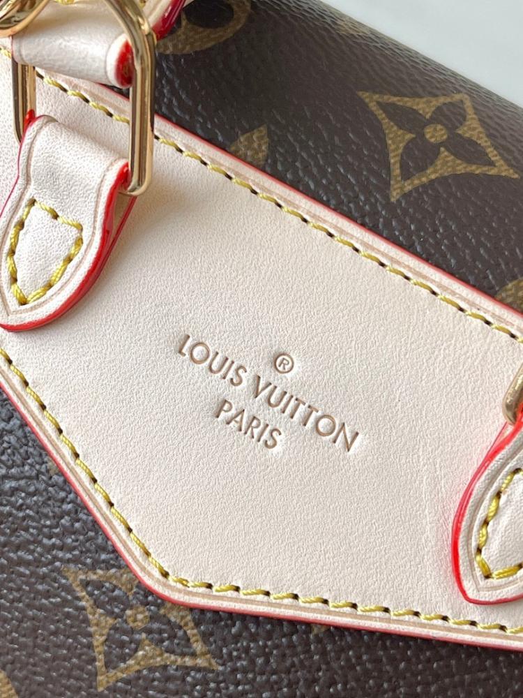 Stylish Refined Monogram Leather Crossbody Bag