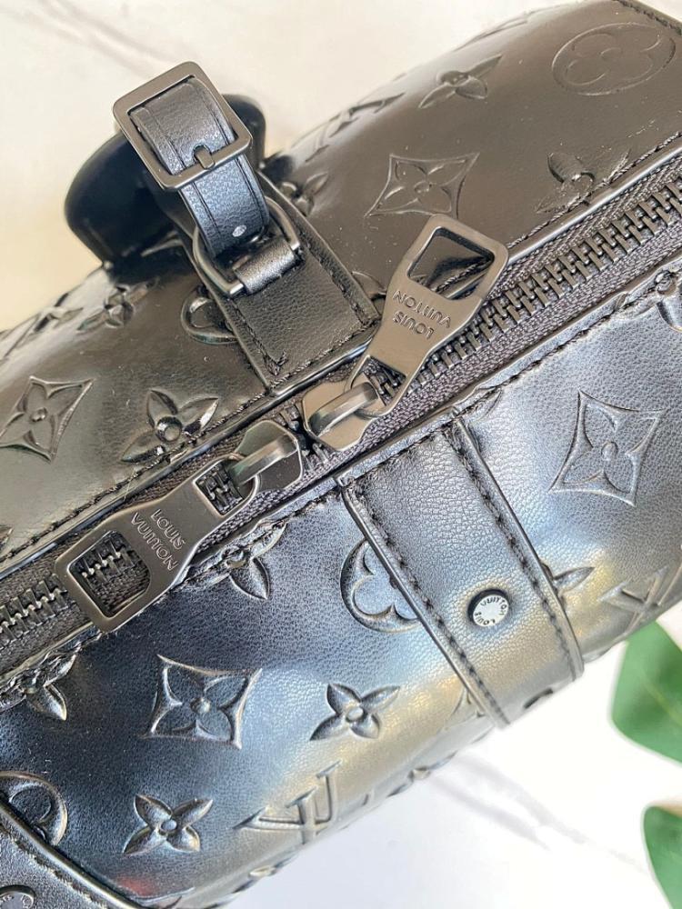 Stylish Leather Shoulder Bag – Special Edition