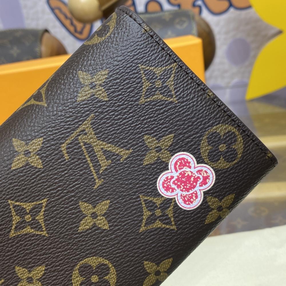 Practical Elegant Wallet