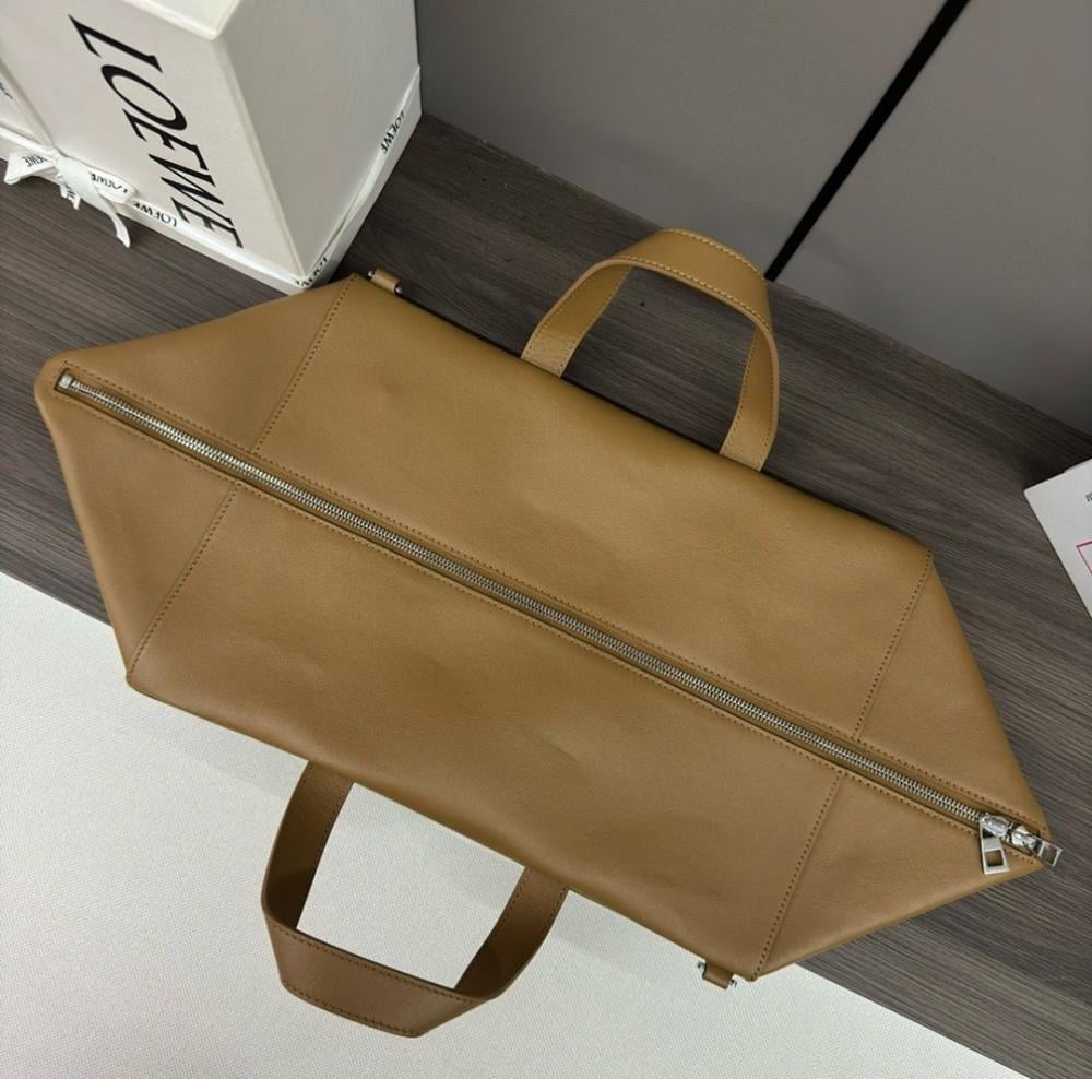Italian-Inspired Elegant Leather Shoulder Bag