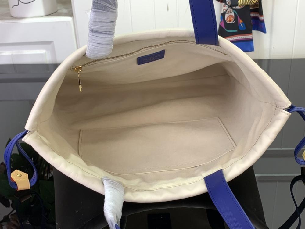 Practical Tote Bag