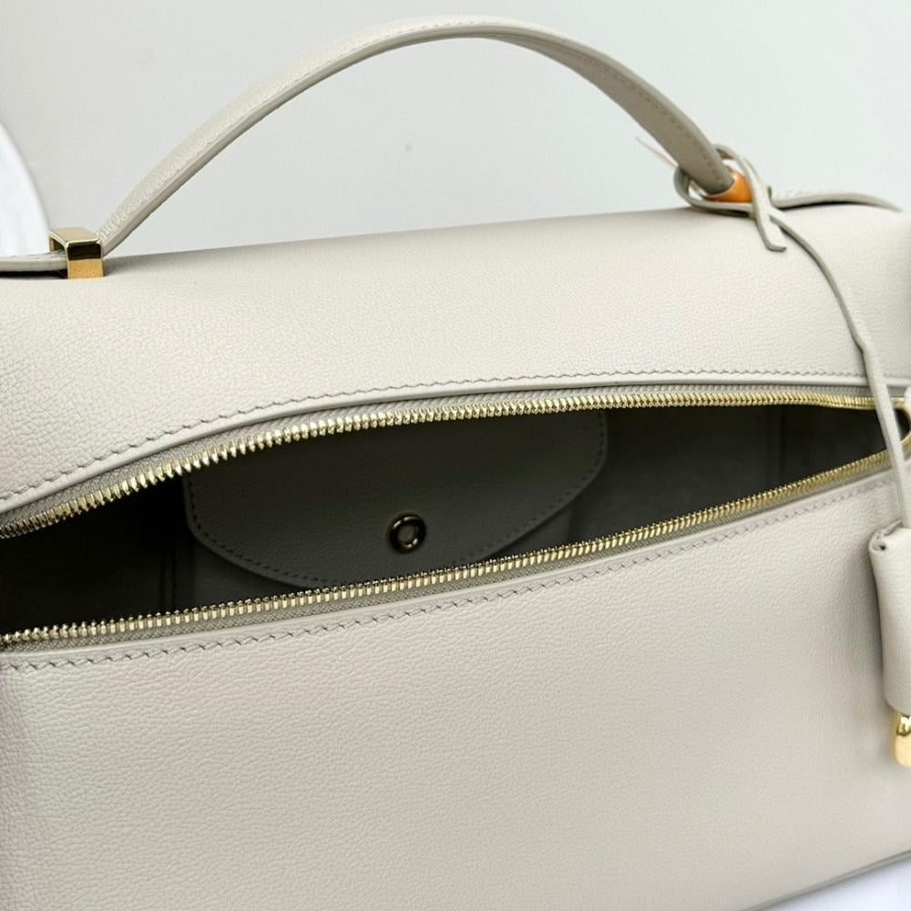 Luxury Elegant Gold Calfskin Shoulder Bag