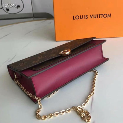 Modern Italian-Inspired Leather Crossbody Bag