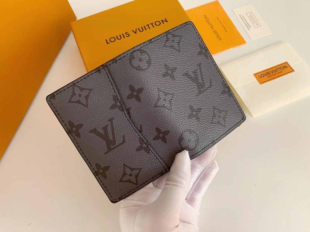Modern Elegant Leather Wallet – Limited Edition