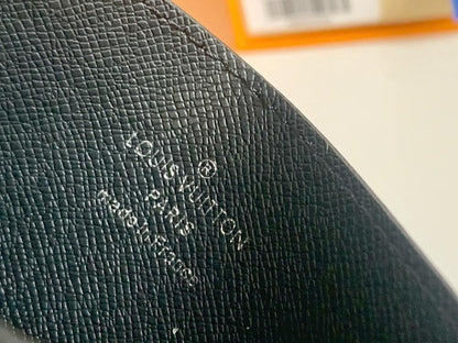 Modern Refined Wallet