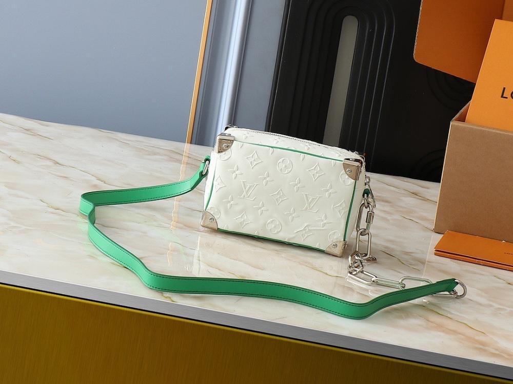 Stylish Crossbody Bag – Special Edition