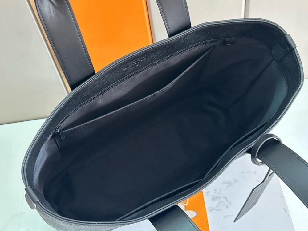 Stylish Premium Leather Crossbody Bag