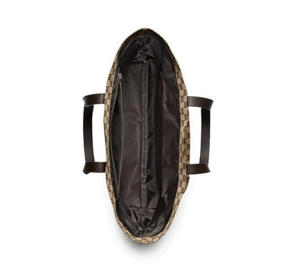 Elegant Refined Crossbody Bag
