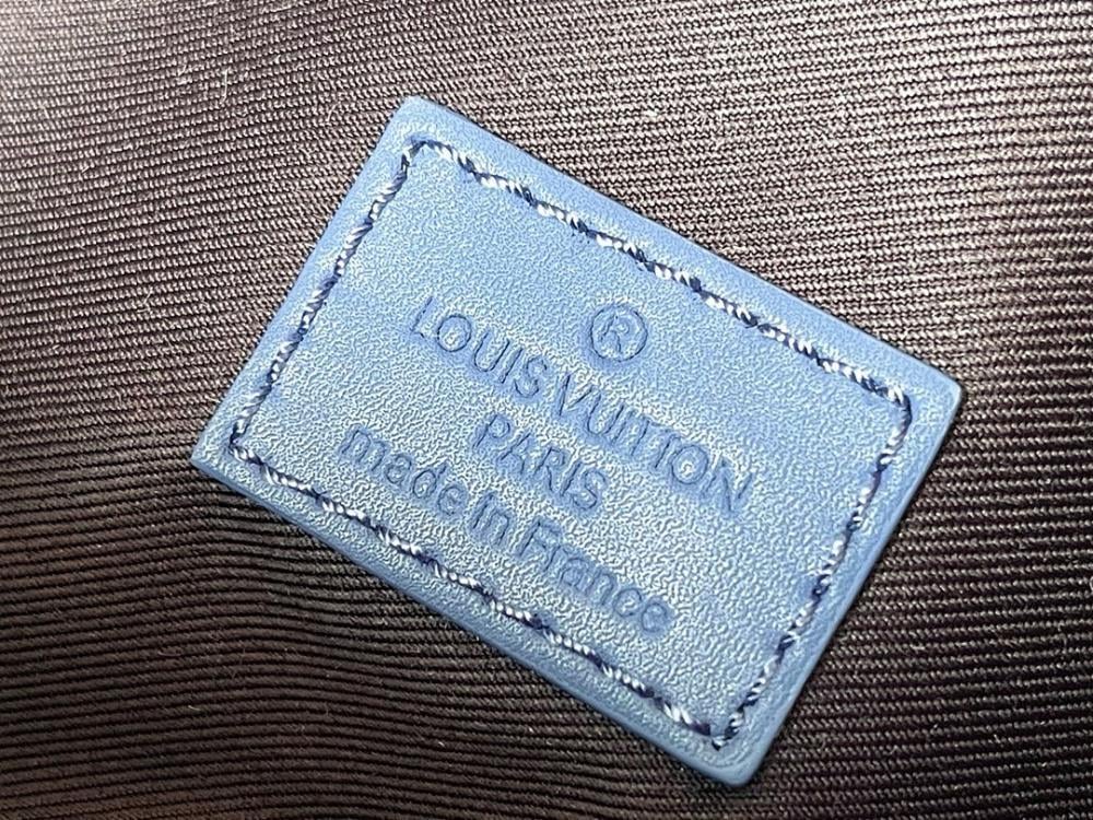 Stylish Blue Leather Backpack – Limited Edition