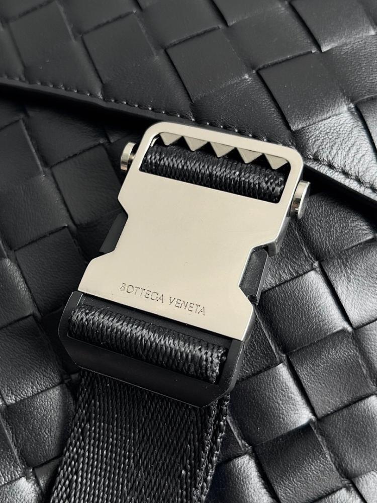 Elegant Premium Quilted Travel Bag