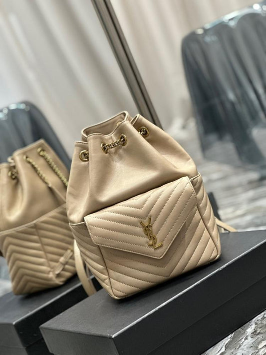 Classic Elegant Leather Backpack – Limited Edition