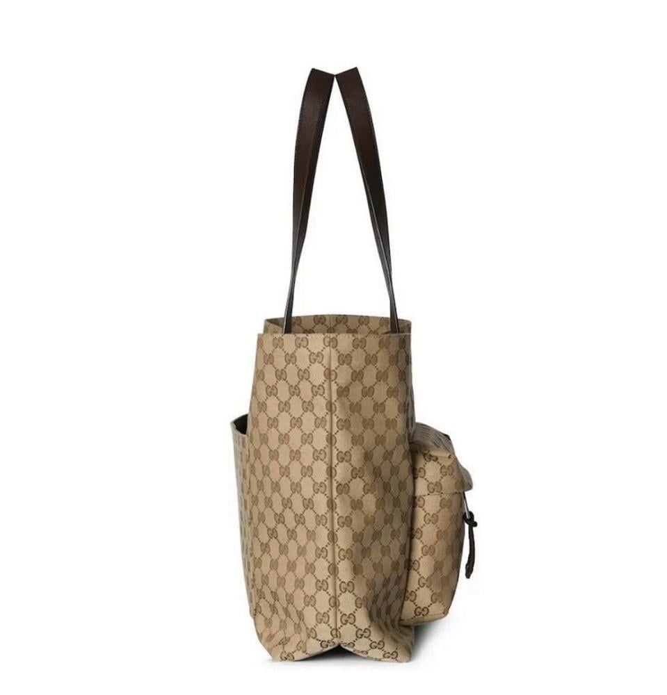 Elegant Refined Crossbody Bag
